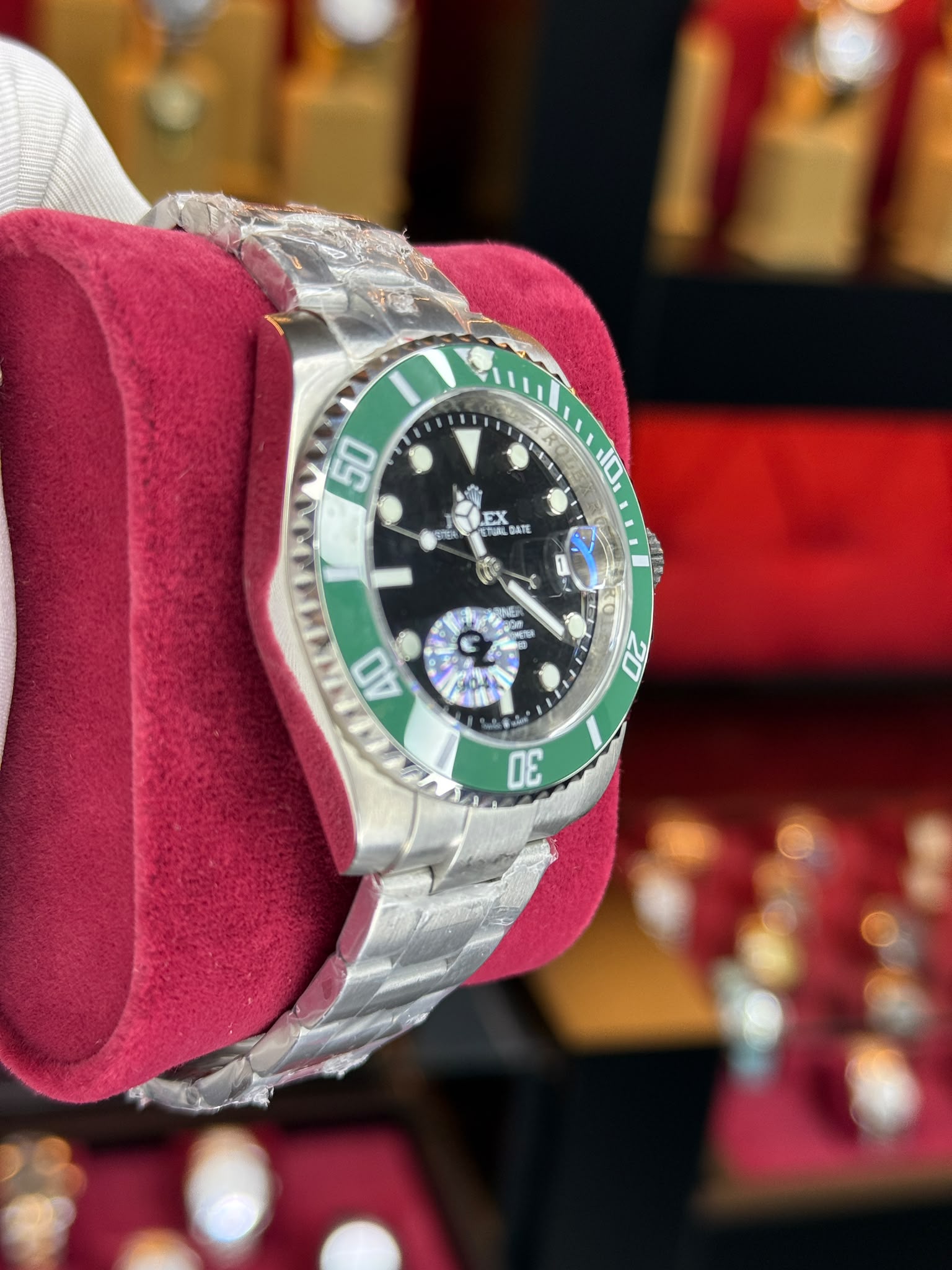 ROLEX SUBMARİNER görünüm 2